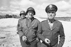 IKE THE WAR YEARS ( Original 1978 MiniSeries – Blu Ray – Plus Bonus Dvd )